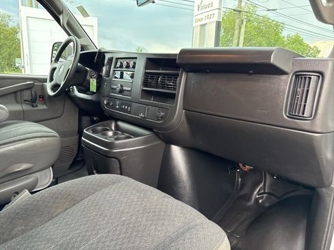 Used 2023 GMC Savana 2500 w/ Driver Convenience Package image 24