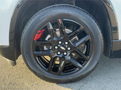 Used 2020 Chevrolet Traverse Premier w/ Redline Edition image 2