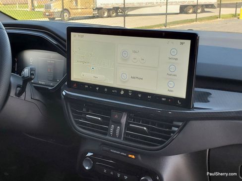 Used 2024 Ford Escape ST-Line w/ Tech Pack #1 image 30