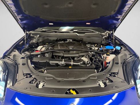 Used 2023 Maserati Grecale GT image 8