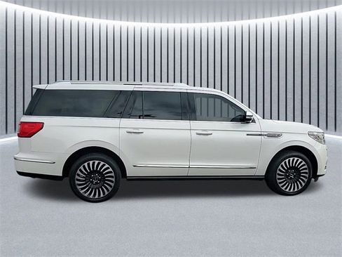 Used 2019 Lincoln Navigator L Black Label image 2
