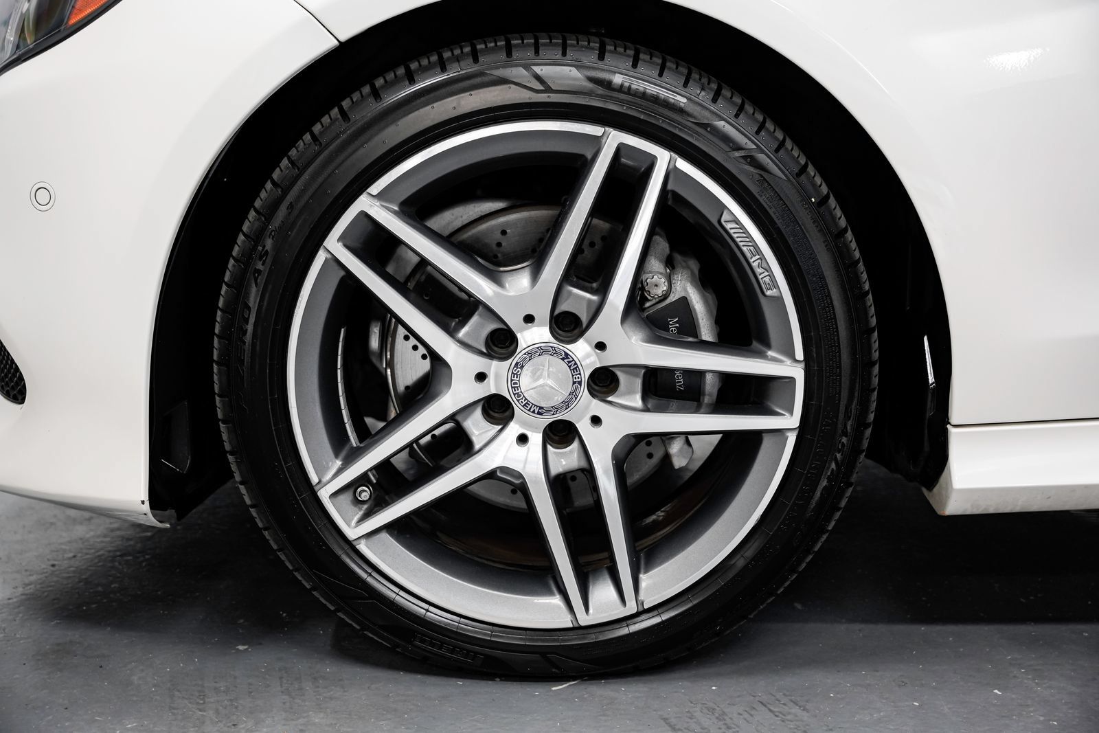 Used 2015 Mercedes-Benz E 400 Sedan image 49