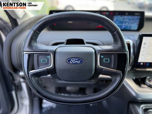 Used 2025 Ford Expedition Max Platinum AWD/4WD image 17