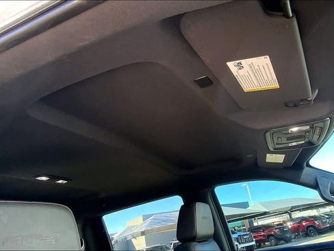 Used 2021 GMC Sierra 1500 AT4 w/ AT4 Value Package image 13