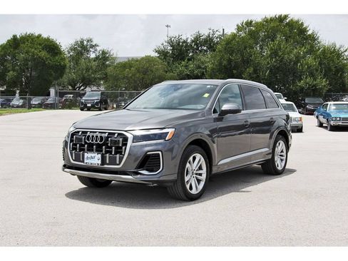 Used 2025 Audi Q7 3.0T Premium Plus AWD/4WD image 7