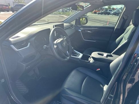 Used 2023 Toyota RAV4 XLE Premium FWD image 11