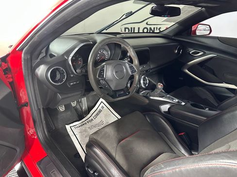 Used 2018 Chevrolet Camaro ZL1 RWD image 15