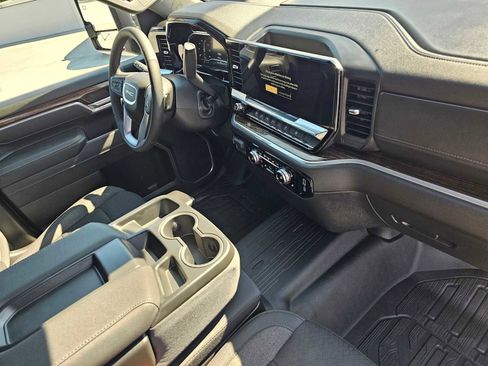 New 2025 GMC Sierra 2500 SLE w/ SLE Value Package; image 11