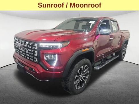 Used 2026 GMC Canyon Denali AWD/4WD image 4