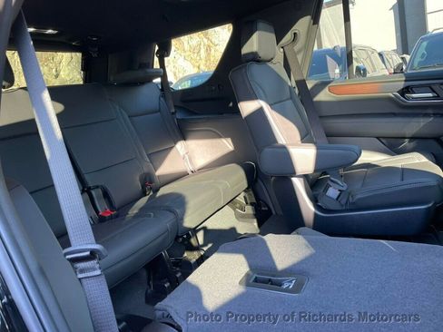 Used 2026 GMC Yukon Denali w/ Sun & Power Step Package image 25