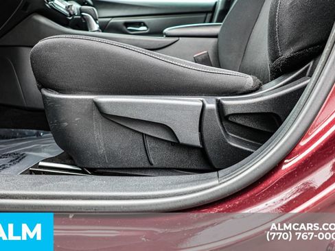 Used 2024 Nissan Sentra SV FWD image 23