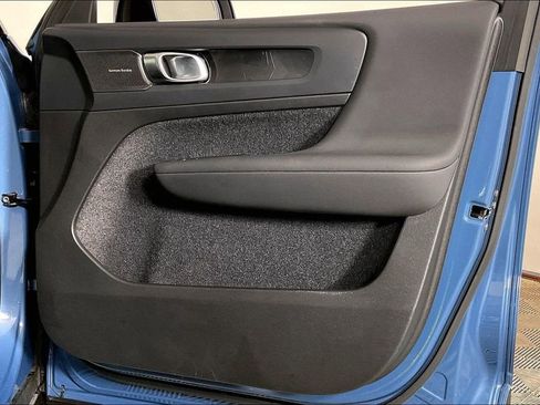 Used 2023 Volvo XC40 Recharge Ultimate w/ Protection Package Premier AWD/4WD image 23