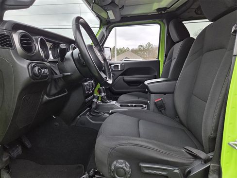 Used 2021 Jeep Wrangler Unlimited Sport image 4