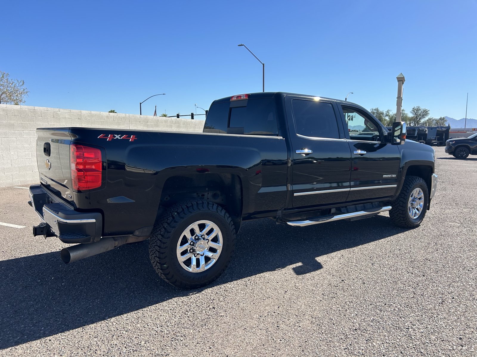 Used 2018 Chevrolet Silverado 2500 LTZ w/ Duramax Plus Package AWD/4WD image 5