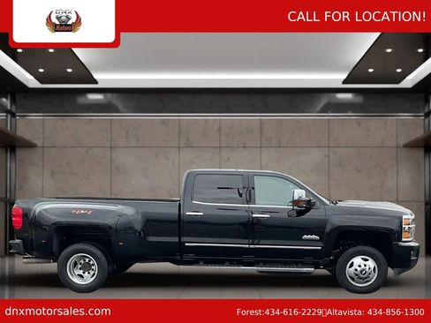 Used 2019 Chevrolet Silverado 3500 High Country w/ Duramax Plus Package image 6