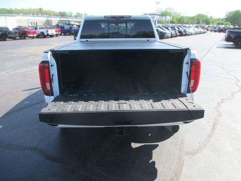 Used 2021 GMC Sierra 2500 Denali w/ Denali Ultimate Package image 9