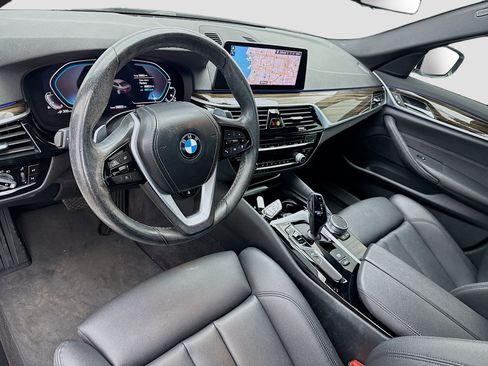 Used 2020 BMW 530e w/ Convenience Package RWD image 7