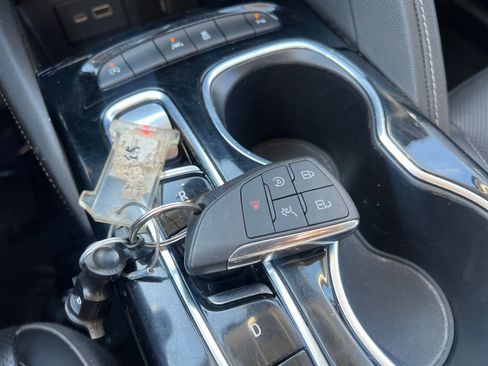 Used 2023 Buick Envision Essence image 22