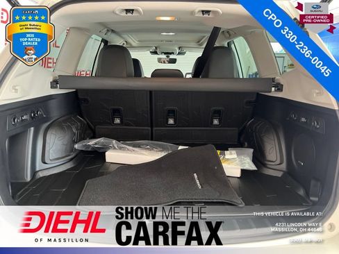 Used 2023 Subaru Forester Limited AWD/4WD image 8
