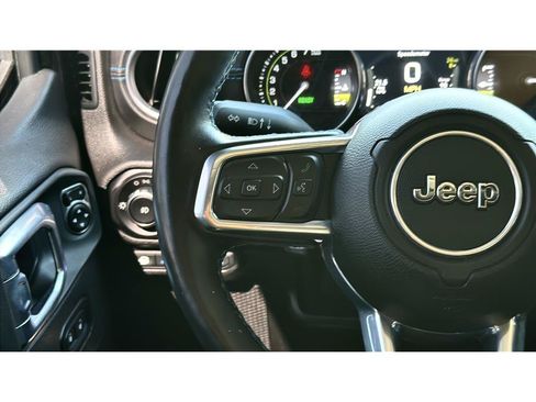 Used 2021 Jeep Wrangler Unlimited Rubicon 4xe w/ Steel Bumper Group AWD/4WD image 28