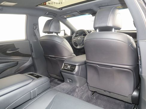 Used 2021 Lexus LS 500 AWD image 16