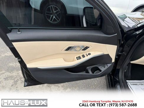 Used 2022 BMW 330i xDrive Sedan w/ Convenience Package image 14