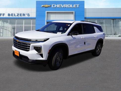 New 2026 Chevrolet Traverse LT w/ Driver Confidence Package image 7