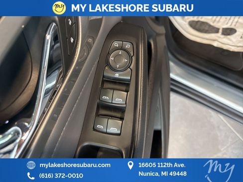 Used 2020 Chevrolet Traverse LT w/ Driver Confidence II Package image 25