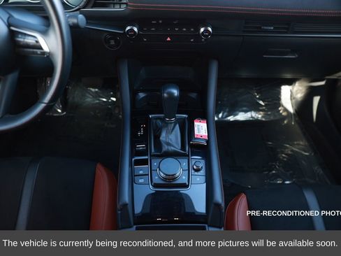 Used 2024 MAZDA MAZDA3 s image 29