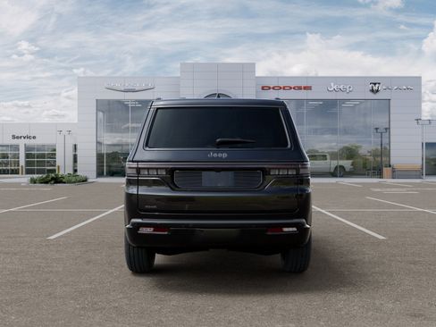 New 2026 Jeep Grand Wagoneer Limited AWD/4WD image 36
