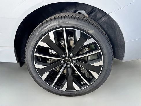 New 2026 Volvo XC60 T8 Ultra w/ Protection Package Premier AWD/4WD image 32