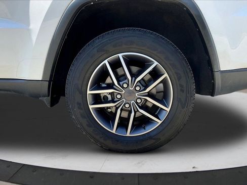 Certified 2021 Jeep Grand Cherokee Limited image 37