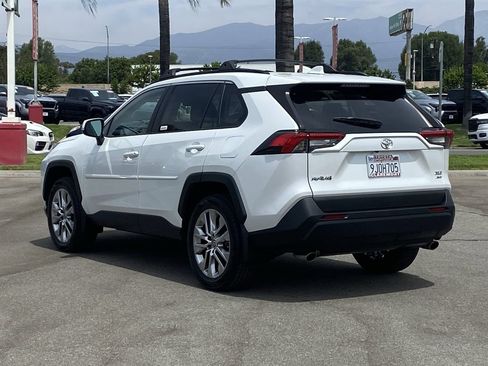 Certified 2023 Toyota RAV4 XLE Premium AWD/4WD image 39
