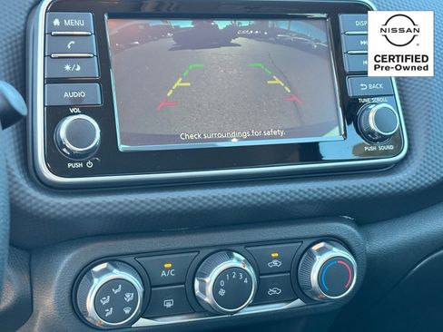 Certified 2025 Nissan Kicks Play S image 23