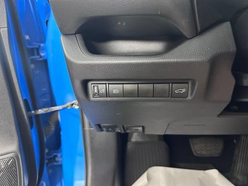 Used 2021 Toyota RAV4 XLE Premium w/ Carpet Mat Package (TMS) FWD image 24