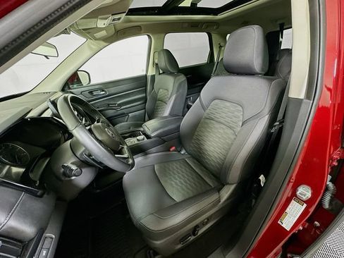 Used 2022 Nissan Pathfinder SV w/ SV Premium Package AWD/4WD image 27