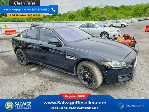 Used 2017 Jaguar XE Premium AWD/4WD image 5