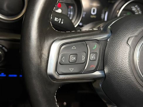 Used 2023 Jeep Wrangler Unlimited Sahara w/ Cold Weather Group AWD/4WD image 23