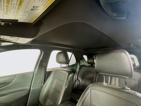 Used 2023 Chevrolet Equinox RS AWD/4WD image 15