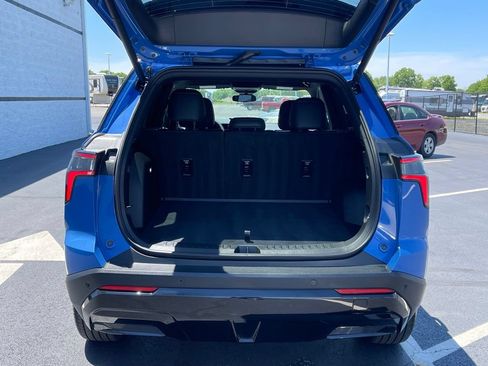 Used 2025 Chevrolet Equinox RS w/ Convenience Package III AWD/4WD image 10