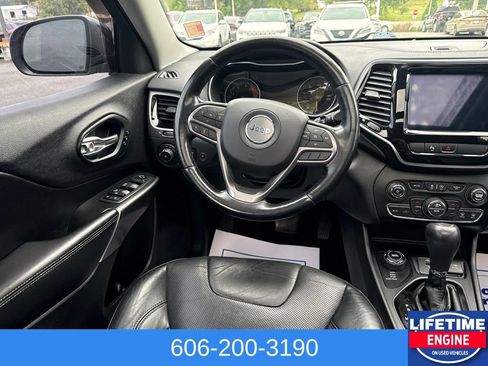 Used 2020 Jeep Cherokee Limited AWD/4WD image 19
