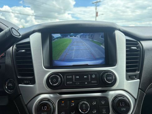 Used 2020 GMC Yukon SLT AWD/4WD image 20