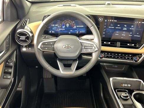 New 2026 Chevrolet Equinox ACTIV w/ Convenience Package III image 13