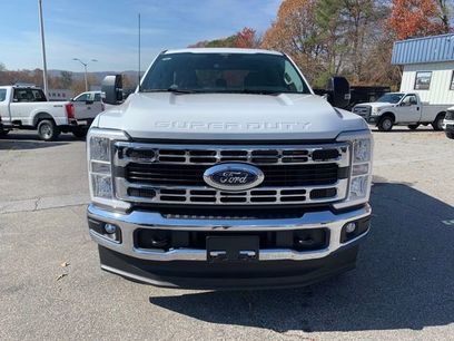 New 2026 Ford F250 XLT w/ FX4 Off-Road Package