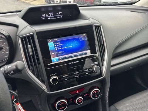 Used 2023 Subaru Crosstrek 2.0i image 32