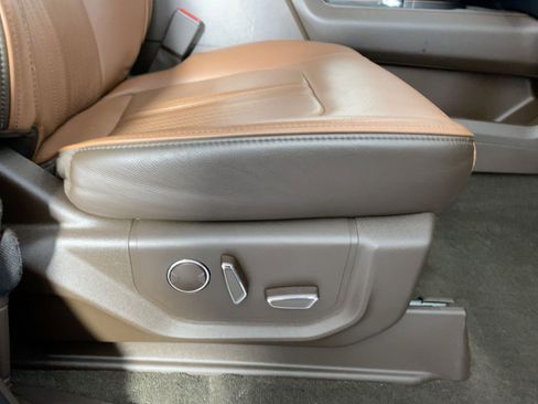 Used 2022 Ford Expedition King Ranch image 32