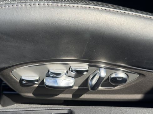 Certified 2025 Porsche 718 Boxster RWD image 21