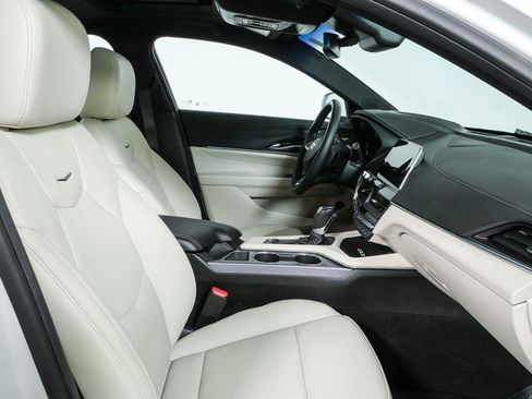 Used 2021 Cadillac CT4 Premium Luxury RWD image 23