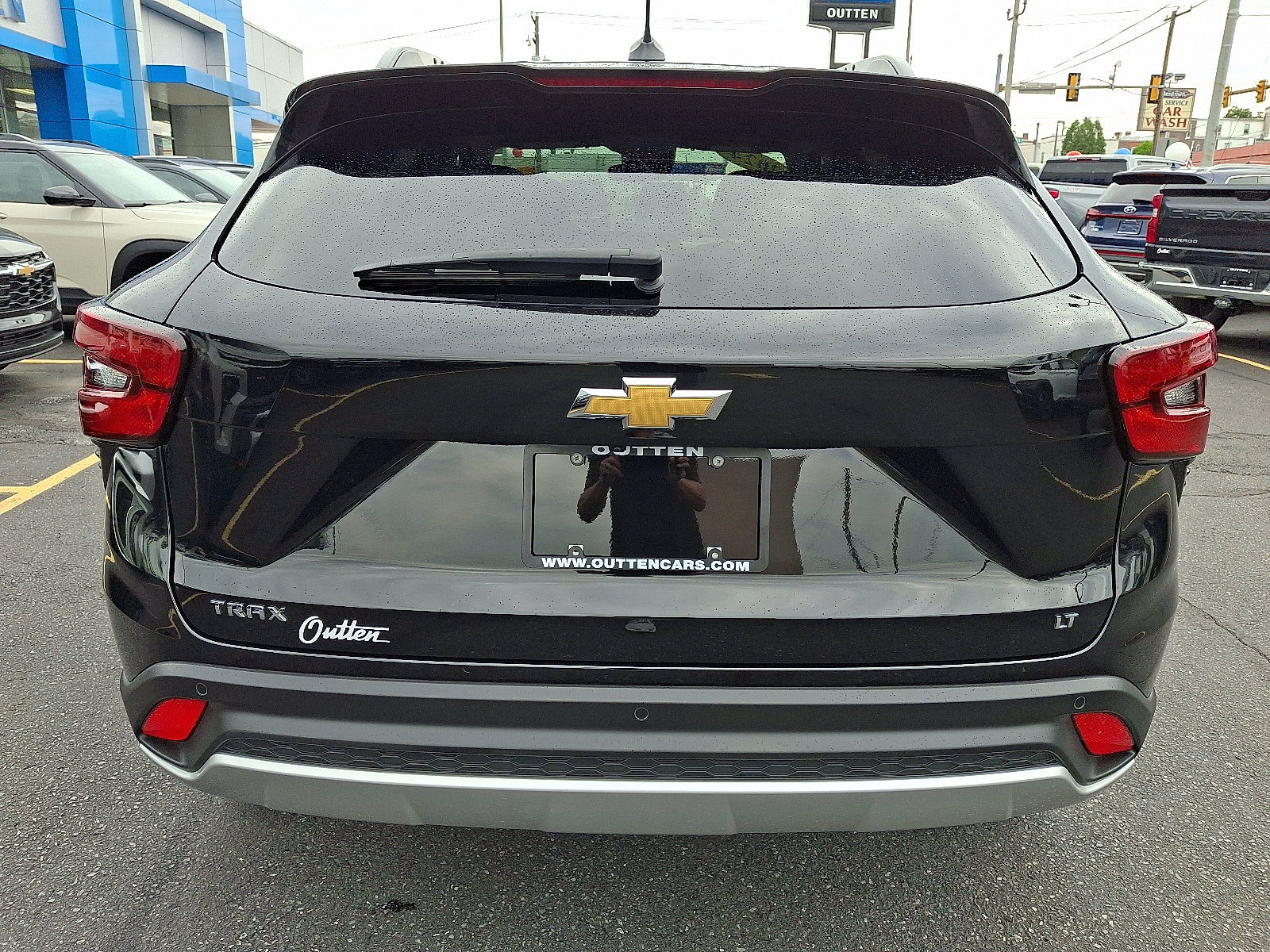 Used 2024 Chevrolet Trax LT w/ Driver Confidence Package FWD image 3