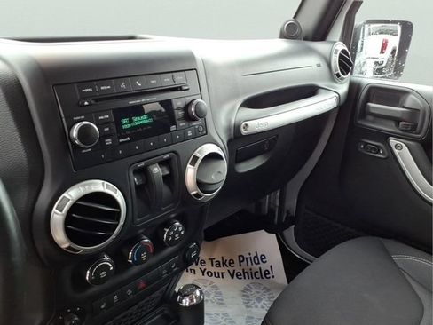 Used 2013 Jeep Wrangler Sahara w/ Connectivity Group AWD/4WD image 14